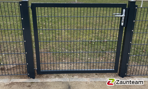 Doppelstabmattentor 1-flüglig wurde in Frankfurt am Main von Zaunteam Main-Kinzig, Langenselbold im Jahr 2025 erstellt.