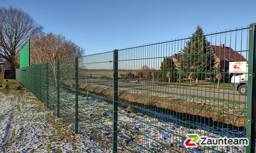 Ballfang Doppelstab und Netz Kombination wurde in Zetel von Zaunteam Friesische-Wehde, Zetel im Jahr 2024 erstellt.