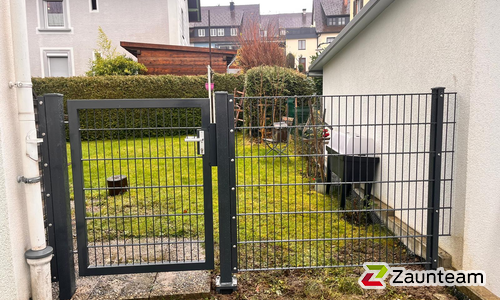 Doppelstabmattentor 1-flüglig wurde in Lindenberg von Zaunteam Allgäu, Bad Hindelang - Unterjoch im Jahr 2025 erstellt.