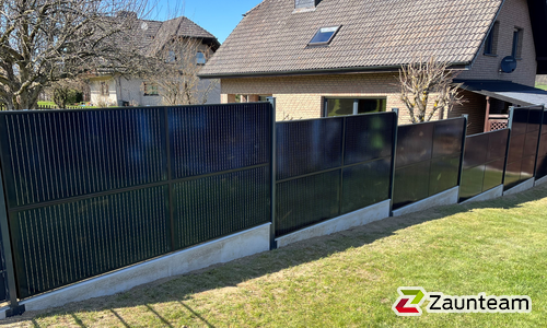 Solarzaun wurde in Wenden von Zaunteam Südwestfalen, Wiehl im Jahr 2023 erstellt.