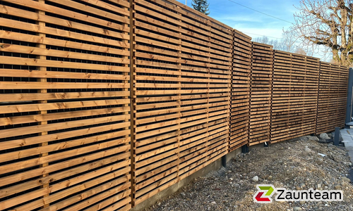 Schallschutzzaun Noistop Wood wurde in Bärau von Zaunteam Mittelland, Bützberg im Jahr 2025 erstellt.