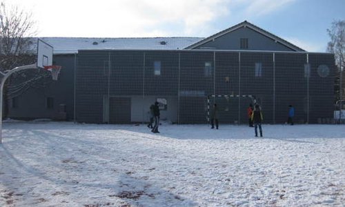 Aluminium Sichtschutz wurde in Mühlethurnen von Zaunteam Kiesen, Kiesen im Jahr 2011 erstellt.