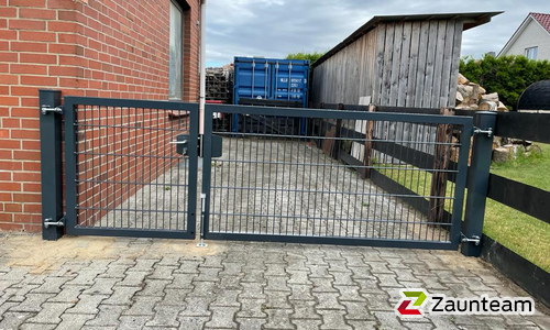 Doppelstabmattentor 2-flüglig wurde in Groß Oesingen von Zaunteam Südheide-Altmark, Hankensbüttel im Jahr 2023 erstellt.
