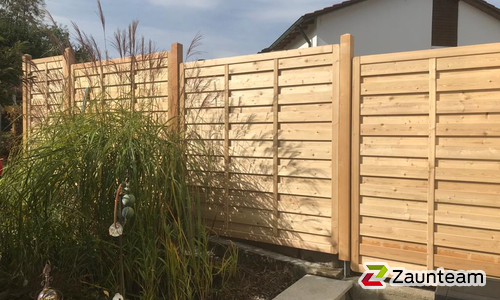 Holz Sichtschutz wurde in Albstadt von Zaunteam Zollernalb, Burladingen-Ringingen im Jahr 2020 erstellt.