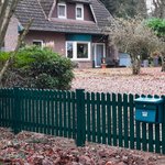 Classic Aluzaun RAL Standardfarbe / Aluminiumpfosten vierkant RAL Standardfarbe einbetoniert wurde in Ottersberg von Zaunteam Weser-Wümme, Oyten im Jahr 2025 erstellt.