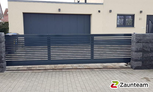 Schiebetor Aluminium wurde in Leipzig von Zaunteam Leipzig, Leipzig im Jahr 2023 erstellt.