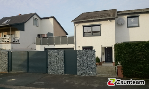 Aluminium Sichtschutz wurde in Harsum von Zaunteam Weser-Leine, Salzhemmendorf im Jahr 2015 erstellt.