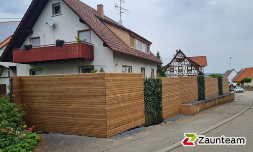 Holz Sichtschutz wurde in Rosenfeld von Zaunteam Lkr. Rottweil, Dietingen-Rotenzimmern im Jahr 2023 erstellt.
