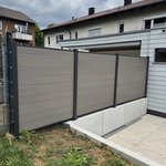 System WPC Sichtschutz, Classic mit Alupfosten mit Fussplatte wurde in Rottweil von Zaunteam Lkr. Rottweil, Dietingen-Rotenzimmern im Jahr 2026 erstellt.