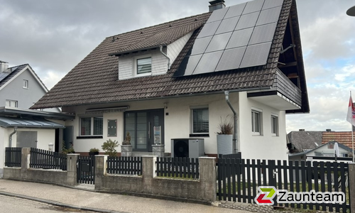 Classic Aluzaun aufgeschraubt wurde in Grafenhausen von Zaunteam Granacher, Lauchringen im Jahr 2023 erstellt.