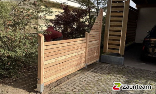 Holz Sichtschutz Rhombus wurde in Halle/Dölau von Zaunteam Halle, Halle im Jahr 2026 erstellt.
