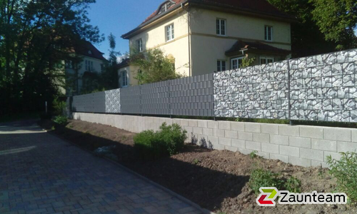 Flechtfix Professional Sichtschutz bedruckt wurde in Hildburghausen von Zaunteam Thüringer Wald, Katzhütte im Jahr 2017 erstellt.