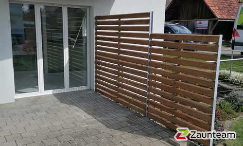 Holz Sichtschutz Rhombus wurde in Aarwangen von Zaunteam Mittelland, Bützberg im Jahr 2025 erstellt.