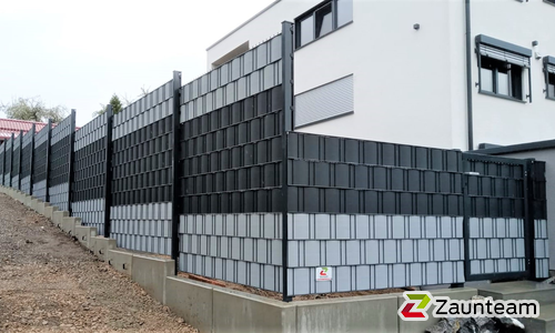Flechtfix Vario Sichtschutz RAL Standardfarben wurde in Mietingen von Zaunteam Oberschwaben, Obermarchtal im Jahr 2021 erstellt.