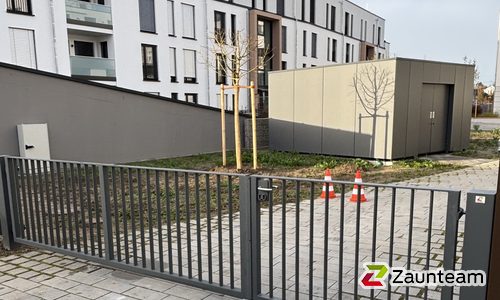 Staketengeländer ohne Handlauf wurde in Aichach von Zaunteam Schwaben-Nord, Todtenweis im Jahr 2025 erstellt.