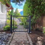 Doppelstabmattentor 1-flüglig wurde in Buchs von Zaunteam Werdenberg, Werdenberg im Jahr 2025 erstellt.