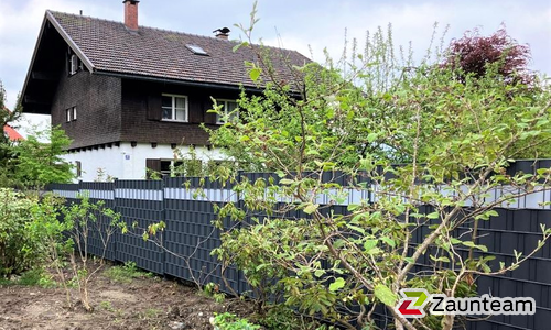 Flechtfix Vario Sichtschutz RAL Standardfarben wurde in Immenstadt von Zaunteam Allgäu, Bad Hindelang - Unterjoch im Jahr 2023 erstellt.