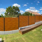 Alu Systemprofil mit Aluminiumpfosten vierkant 90 x 90 mm in Aussparung wurde in Bösingen von Zaunteam Lkr. Rottweil, Dietingen-Rotenzimmern im Jahr 2026 erstellt.