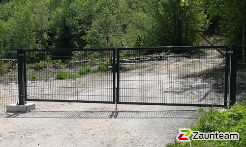 Doppelstabmattentor 2-flüglig wurde in Walchsee von Zaunteam Tirol Unterland, Schwoich im Jahr 2023 erstellt.