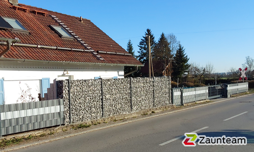 Gabionen Kombination wurde in Denklingen von Zaunteam Ammersee, Hofstetten im Jahr 2025 erstellt.