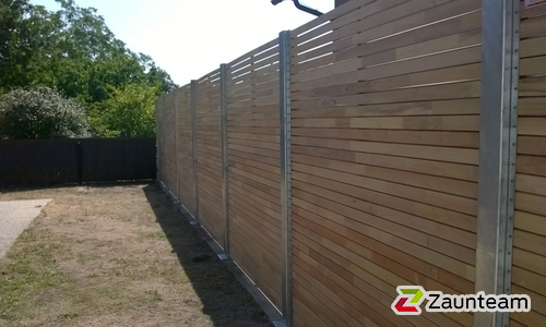 Holz Sichtschutz wurde in Gainfarn von Zaunteam Schneebergland, Gloggnitz im Jahr 2015 erstellt.
