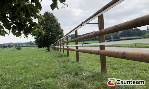 Halbrundlattenzaun weitere wurde in Uzwil  von Zaunteam Appenzellerland, Wasserauen im Jahr 2019 erstellt.