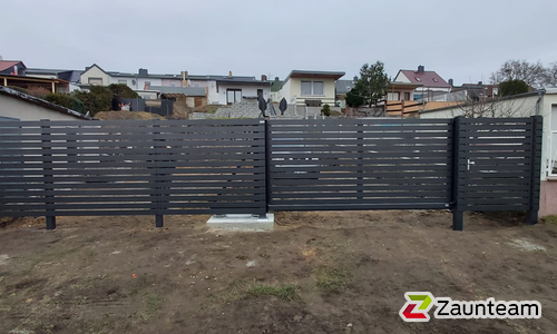Schiebetor Aluminium wurde in Coswig von Zaunteam Fläming, Coswig im Jahr 2021 erstellt.