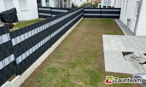 Flechtfix Vario Sichtschutz RAL Standardfarben wurde in Uttenweiler von Zaunteam Oberschwaben, Obermarchtal im Jahr 2021 erstellt.