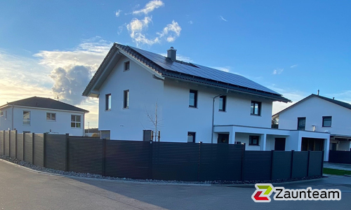 Aluminium Sichtschutz wurde in Wutöschingen von Zaunteam Granacher, Lauchringen im Jahr 2022 erstellt.