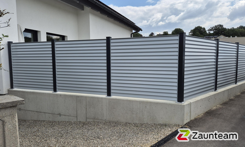 Aluminium Sichtschutz wurde in Ornding  von Zaunteam Haunschmid, Ardagger im Jahr 2026 erstellt.