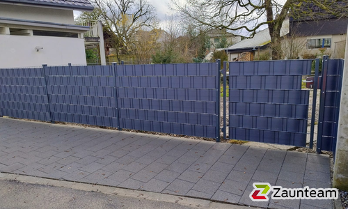 Flechtfix Vario Sichtschutz RAL Standardfarben wurde in Langenthal von Zaunteam Mittelland, Bützberg im Jahr 2025 erstellt.