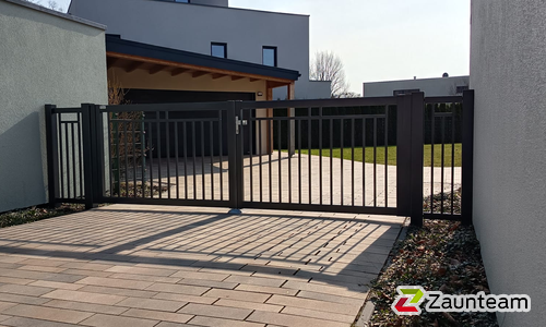 Decor Alutor 2-flüglig wurde in 2026 von Zaunteam Fläming, Coswig im Jahr 2026 erstellt.