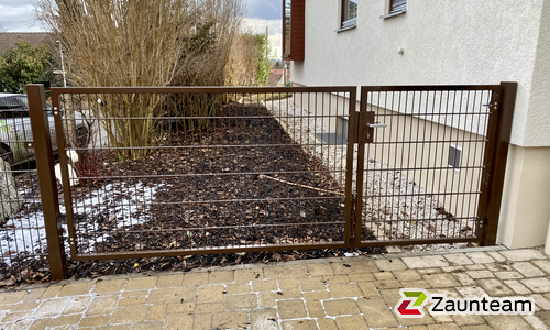 Doppelstabmattentor 2-flüglig wurde in Bad Schussenried von Zaunteam Oberschwaben, Obermarchtal im Jahr 2021 erstellt.