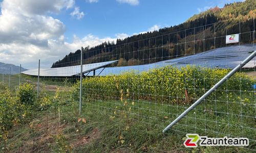 Knotengitter Tornado mit Rohrpfosten verzinkt einbetoniert wurde in Maria Anzbach von Zaunteam Wienerwald, Unter-Oberndorf im Jahr 2026 erstellt.