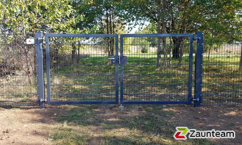 Doppelstabmattentor 2-flüglig wurde in Leipzig von Zaunteam Leipzig, Leipzig im Jahr 2025 erstellt.