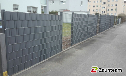 Flechtfix Vario Sichtschutz RAL Standardfarben wurde in Wörth von Zaunteam Westfranken, Eichenbühl im Jahr 2018 erstellt.