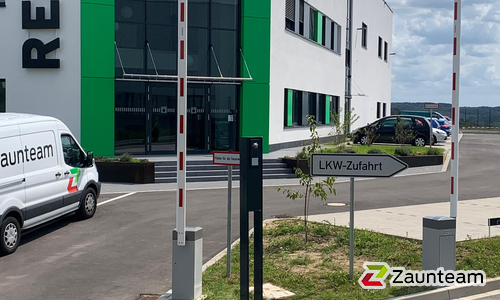Schranke mit Antrieb wurde in Wiehl von Zaunteam Südwestfalen, Wiehl im Jahr 2025 erstellt.