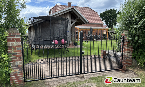 Klassikzauntor 2-flüglig wurde in Esterwegen von Zaunteam Emsland, Rastdorf im Jahr 2026 erstellt.