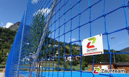 Ballfangnetz wurde in Naters von Zaunteam Wallis, Niedergesteln im Jahr 2020 erstellt.