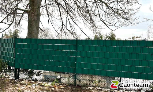 Flechtfix Vario Sichtschutz RAL Standardfarben wurde in Halle / Saale von Zaunteam Halle, Halle im Jahr 2023 erstellt.