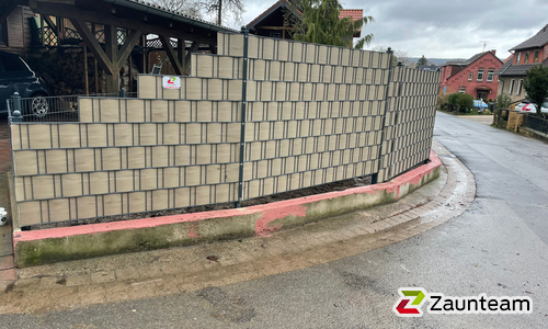 Doppelstabmatten mit Flechtfix diverse wurde in Coppenbrügge von Zaunteam Weser-Leine, Salzhemmendorf im Jahr 2022 erstellt.