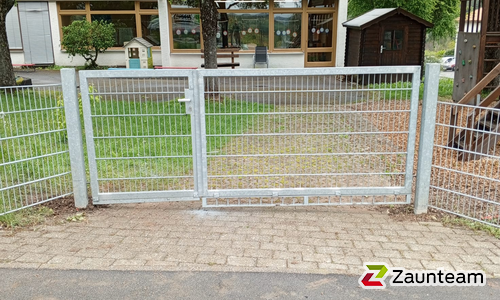 Doppelstabmattentor 2-flüglig wurde in Uhingen von Zaunteam Fenzhöfe Oberwälden, Oberwälden im Jahr 2024 erstellt.