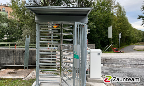 Drehkreuz wurde in Vils von Zaunteam Allgäu, Bad Hindelang - Unterjoch im Jahr 2023 erstellt.