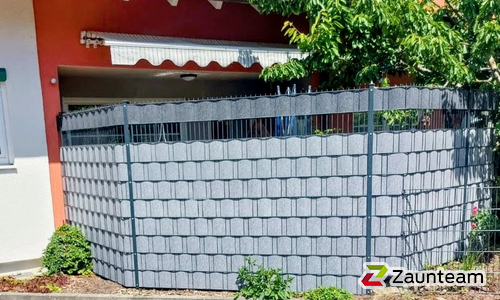 Flechtfix Vario Sichtschutz RAL Standardfarben wurde in Wüstenrot von Zaunteam Schwäbisch Hall, Schwäbisch Hall im Jahr 2026 erstellt.