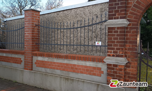 Klassikzaun weitere Modelle wurde in Sandersdorf-Brehna von Zaunteam Fläming, Coswig im Jahr 2026 erstellt.