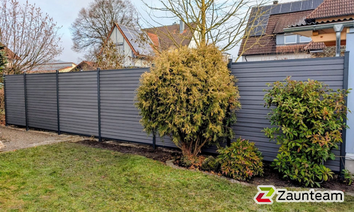 BPC Systemprofil einbetoniert wurde in Michelfeld von Zaunteam Schwäbisch Hall, Schwäbisch Hall im Jahr 2025 erstellt.