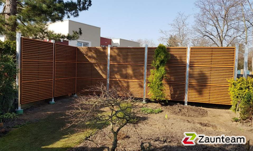 Schallschutzzaun Noistop Wood wurde in Leipzig von Zaunteam Leipzig, Leipzig im Jahr 2022 erstellt.