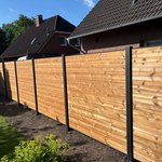 Holz Sichtschutz wurde in Aurich von Zaunteam Ostfriesland, Südbrookmerland im Jahr 2026 erstellt.