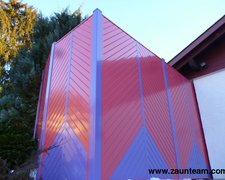 Aluminium Sichtschutz wurde in Oppligen von Zaunteam Kiesen AG, Kiesen im Jahr 2013 erstellt.