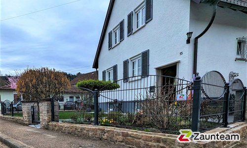 Deko-Doppelstabmattenzaun wurde in Murrhardt von Zaunteam Schwäbisch Hall, Schwäbisch Hall im Jahr 2023 erstellt.